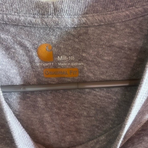 Woman’s carhartt top - Picture 4 of 4